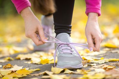 Take Breaks Between Walks: Researchers Say It Helps Burn More Calories