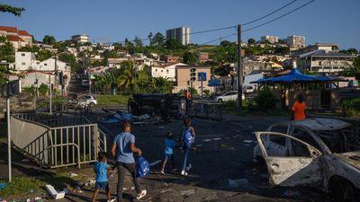 Martinique strikes deal with distributors to cut soaring food prices