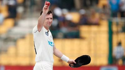 Matt Henry sets record with most economical five-wicket haul in NZ Test history
