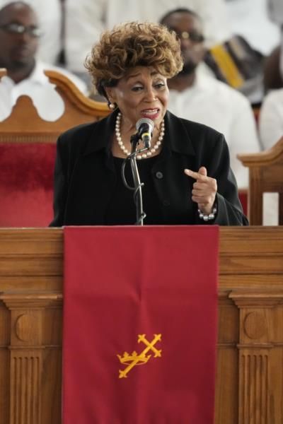 Gospel Icon Cissy Houston Honored In Music-Filled Memorial