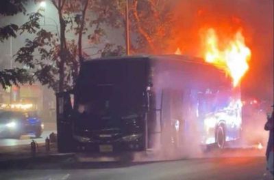 Tour bus catches fire in Pak Chong