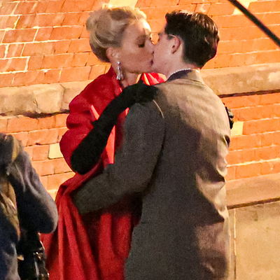 Gwyneth Paltrow and Timothée Chalamet Kiss While Filming 'Marty Supreme'