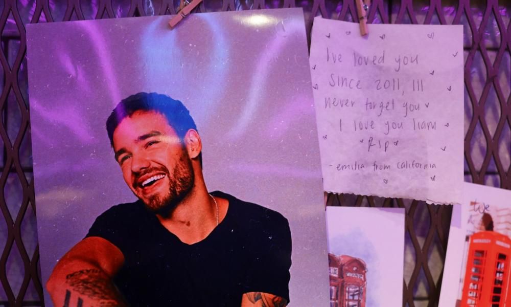 Boybands let girls fall in love for the first time