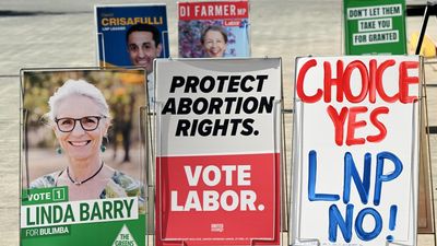 Labor, LNP 'broken', minor parties look to gain ground