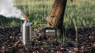 Could this propane-free kettle be the perfect companion for chilly winter camps? Introducing the Petromax Fire Kettle