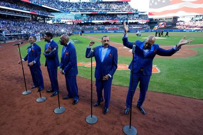 The Temptations serenade Mets fans at NLCS as founder admits he roots for Dodgers