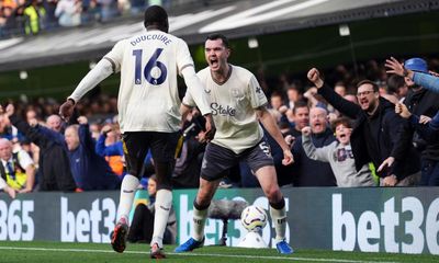 Ndiaye and Keane heap more misery on struggling Ipswich in Everton victory