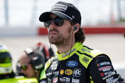 Ryan Blaney wrecks out of Las Vegas practice in major playoff setback