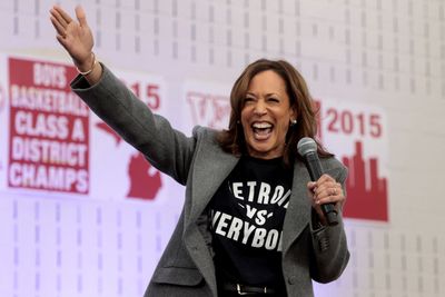 Kamala Harris’s campaign flexes celebrity support in Detroit and Atlanta