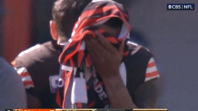 Deshaun Watson Was in Tears as He Was Carted Off Field With Devastating Injury