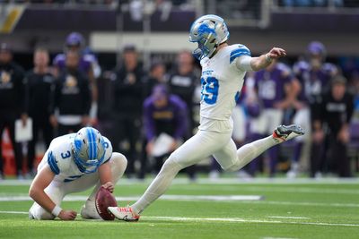 Detroit Lions earn top spot in NFC North with last-gasp win over Minnesota Vikings