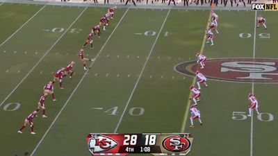 Tom Brady Had Perfect Line After 49ers' Kicker Almost Whiffed Onside Kick