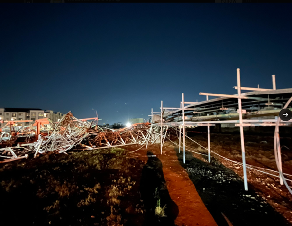 Four dead as helicopter crashes into central Houston after striking radio tower