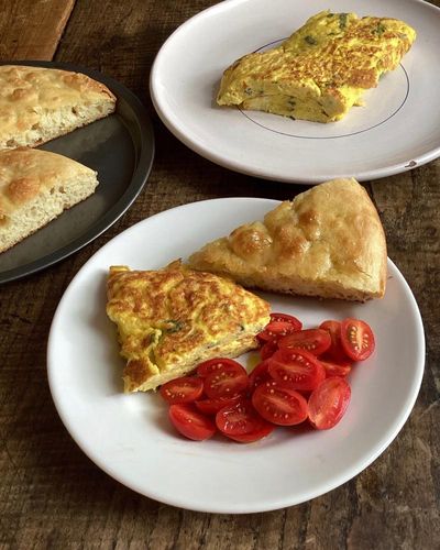 Rachel Roddy’s recipe for bread, sage and lemon frittata