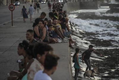 Cubans Protest Widespread Blackouts Amid Hurricane Oscar