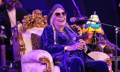 Joni Mitchell's LA homecoming: a glorious night that no one there will ever forget