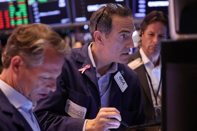 S&P 500 blows past bond market warnings