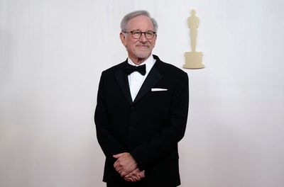 Steven Spielberg, Spike Lee and Ken Burns among recipients of National Medals of Arts