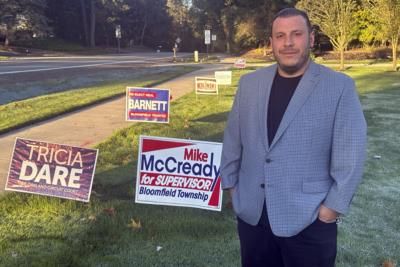 Suburban Residents Opting Out Of Presidential Yard Signs