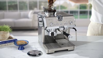 De’Longhi unveils newest member to the La Specialista family, and it's designed to give coffee lovers even more control