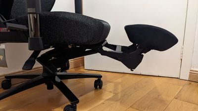 Secretlab Recliner review: "No small price to pay for an add-on"