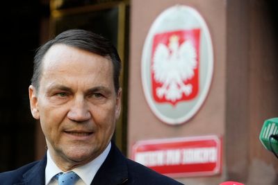 Poland alleges Russian sabotage and is closing one of Moscow's consulates