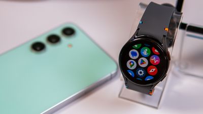 How to update Wear OS apps