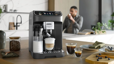 The De'Longhi Magnifica Plus is the easiest coffee machine I've ever used