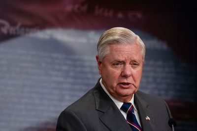 Lindsey Graham says Trump not "fascist"