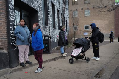 Chicago Migrant Shelters to Close as City Integrates Them With System for Homeless Residents