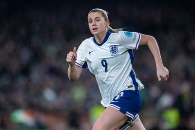 Alessia Russo wins England Player of the Year award