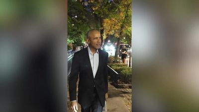 Barack Obama shocks residents as he walks to mailbox to cast vote in presidential election