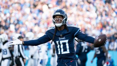 DeAndre Hopkins’s Tweet About Patrick Mahomes Resurfaces After Chiefs Trade