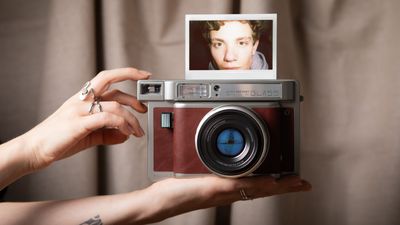 Lomography launches "the world’s best instant camera!"