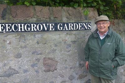 The Beechgrove Garden host Jim McColl dies aged 89