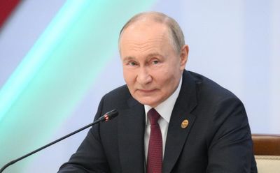 Putin calls for alternative international payment system at Brics summit