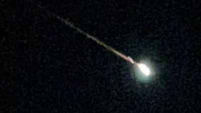 Spooky fireball blazes across Lake Erie a week before Halloween (video)