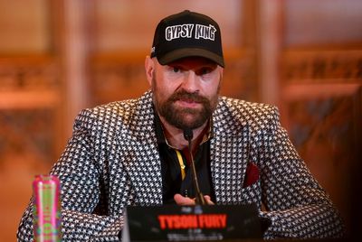 Tyson Fury reveals wife suffered miscarriage on eve of defeat to Oleksandr Usyk