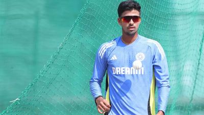 'India are worried about their batting': Sunil Gavaskar criticises Washington Sundar's inclusion for second New Zealand Test