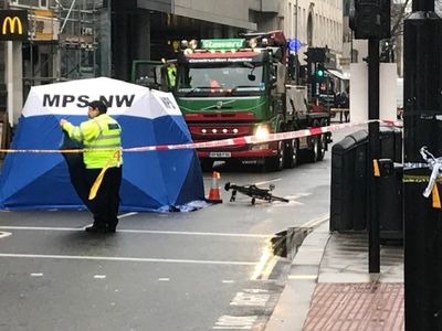 HGV firms given more time to fit 'blind spot' safety kits to lorries despite cyclist concerns