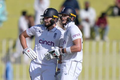 Jamie Smith comes to England’s rescue in Test decider against Pakistan