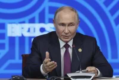 Putin Stresses Russia's Neutral Stance In Middle East Conflict