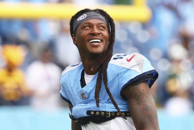 What number will DeAndre Hopkins wear as a Chief?