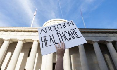 Judge strikes down Ohio abortion ban as unconstitutional