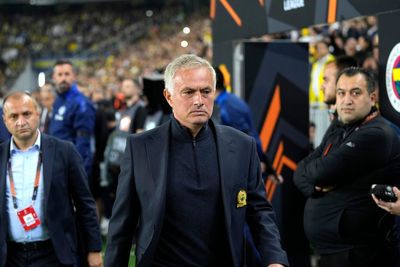 Jose Mourinho sent to the stands as Man Utd remain winless in the Europa League