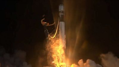 Analyst adjusts Rocket Lab's stock price target on space economy outlook