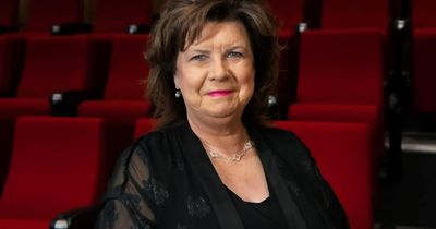 Legendary actor Elaine C Smith creates new comedy prize for Scottish students