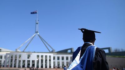 'Understand' uni debt before knocking back home loan