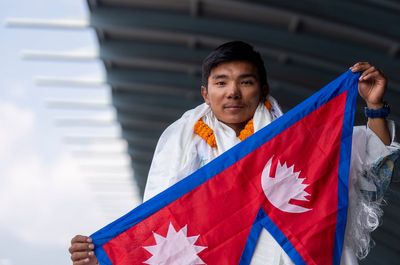 Record-setting teen climber says Sherpas should be leading climbs