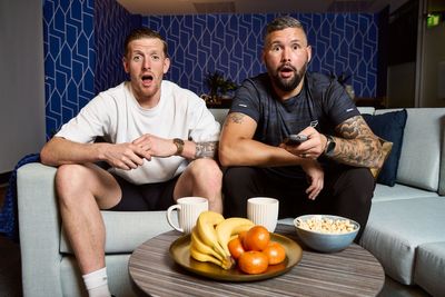 Goalkeeper Jordan Pickford and ex-boxer Tony Bellew join Celebrity Gogglebox